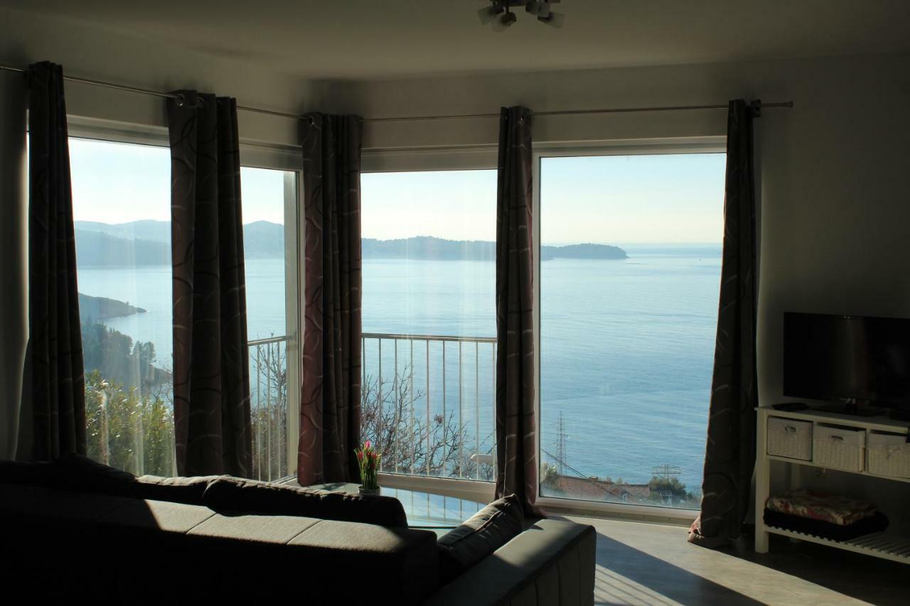 Apartment Mihaela *