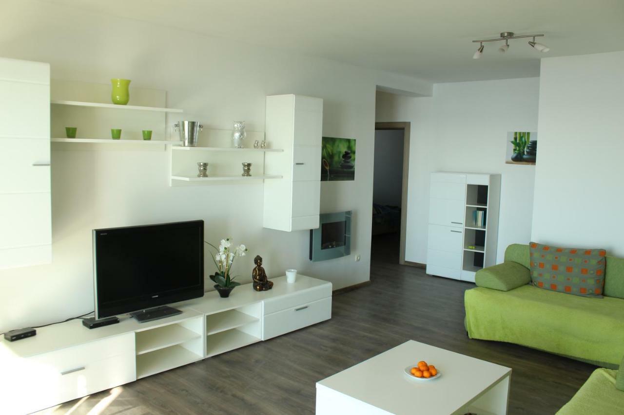 Apartment Mihaela *