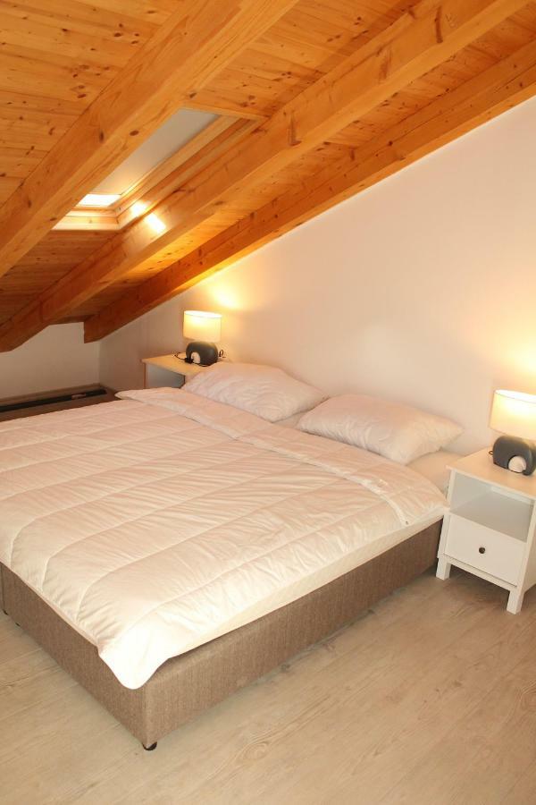 Mihaela Apartment *